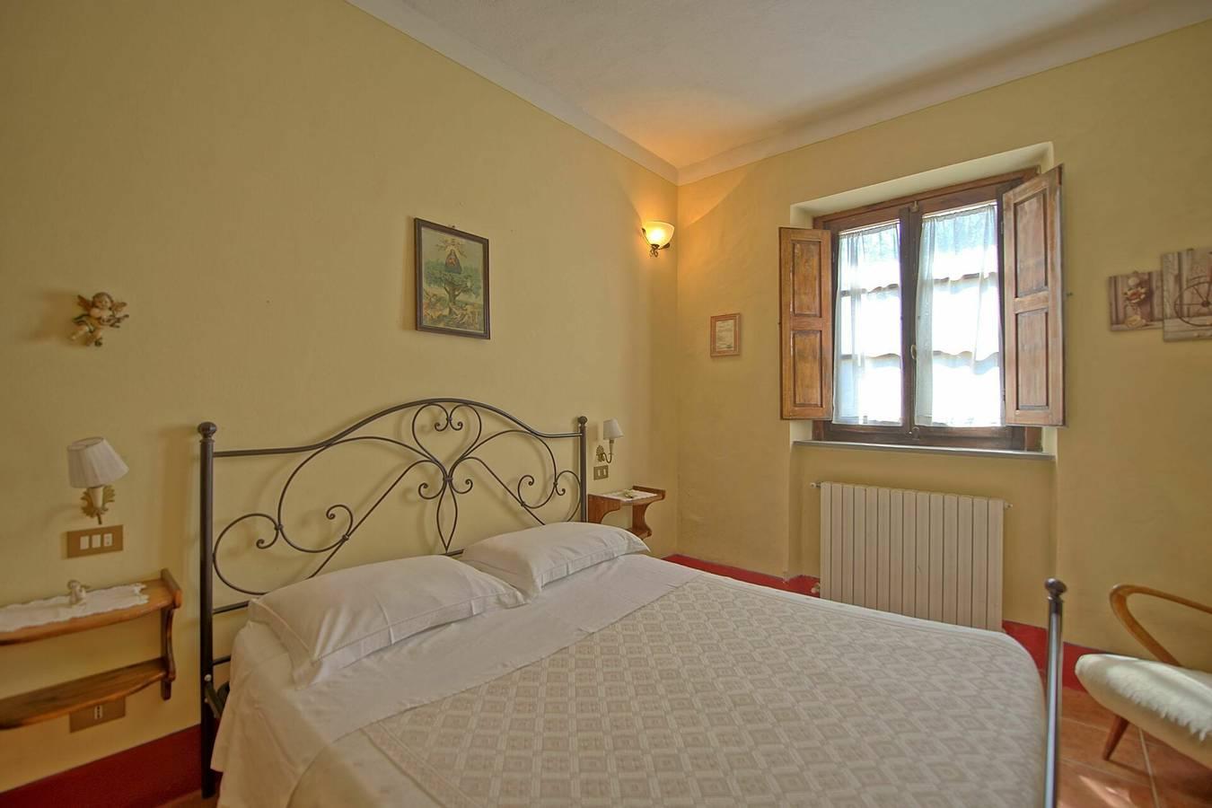 Casa Catia in Arezzo, Provincie Arezzo, Italië voor 12 personen foto 24