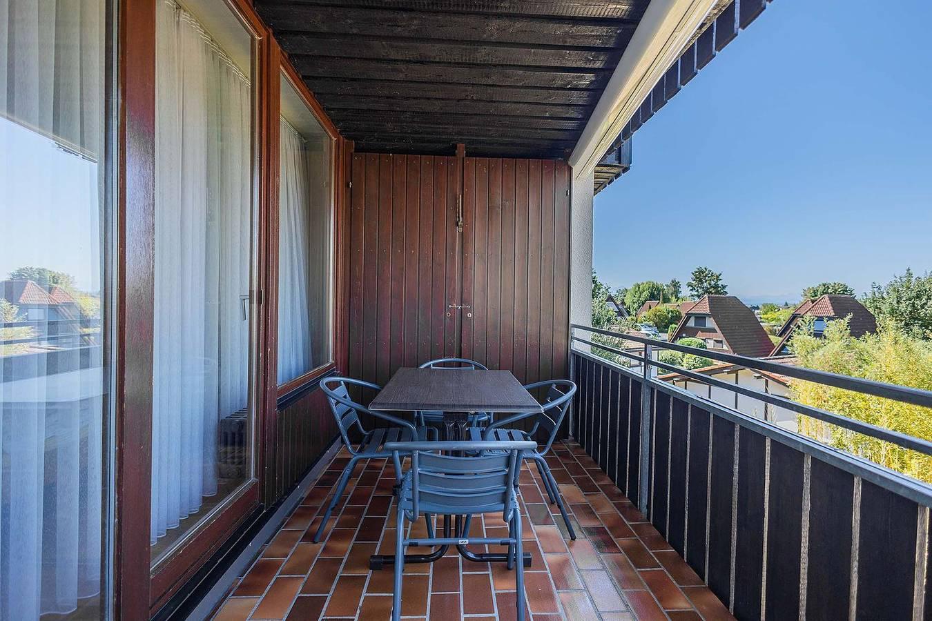 Vakantieappartement met balkon en 1 slaapkamer in Immenstaad am Bodensee, Duitsland voor 4 personen foto 21