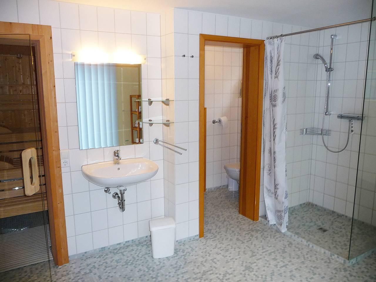 Rosengarten in Loßburg, Central Black Forest, Duitsland voor 2 personen foto 11