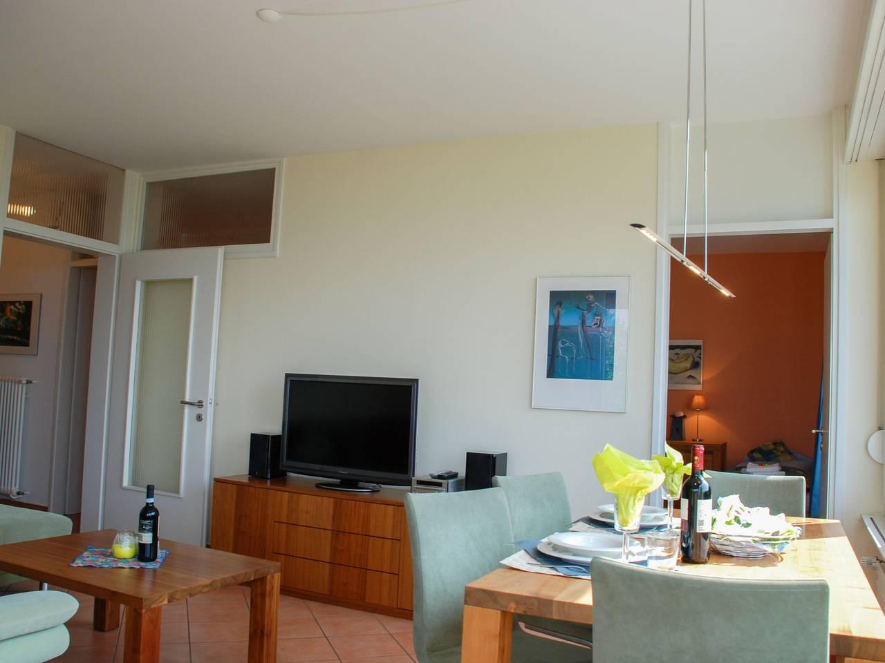 Vakantieappartement met zwembad en 2 slaapkamers en terras in Lugano, Luganomeer, Zwitserland voor 4 personen foto 16