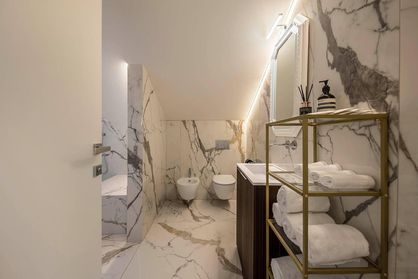 Appartement 'App 301 Palazzo Cavour' met uitzicht op de bergen in Centro-Piani-Rencio, Bozen, Italië voor 4 personen foto 21