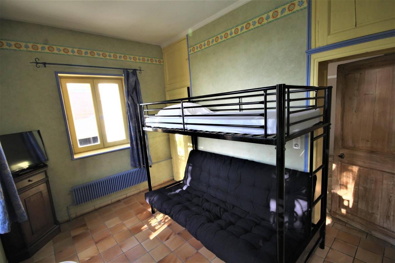 Gîtes de France® - Le Clos de la Seine in Rives-en-Seine, Frankrijk voor 12 personen foto 24