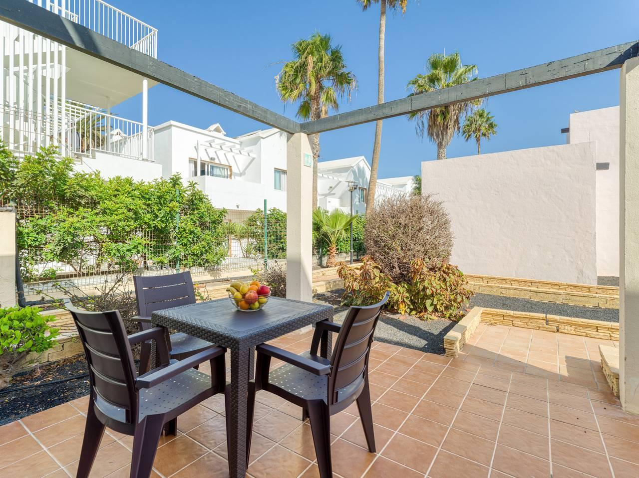 Vakantieappartement met zwembad en airconditioning in Corralejo, La Oliva, Spanje voor 3 personen foto 24
