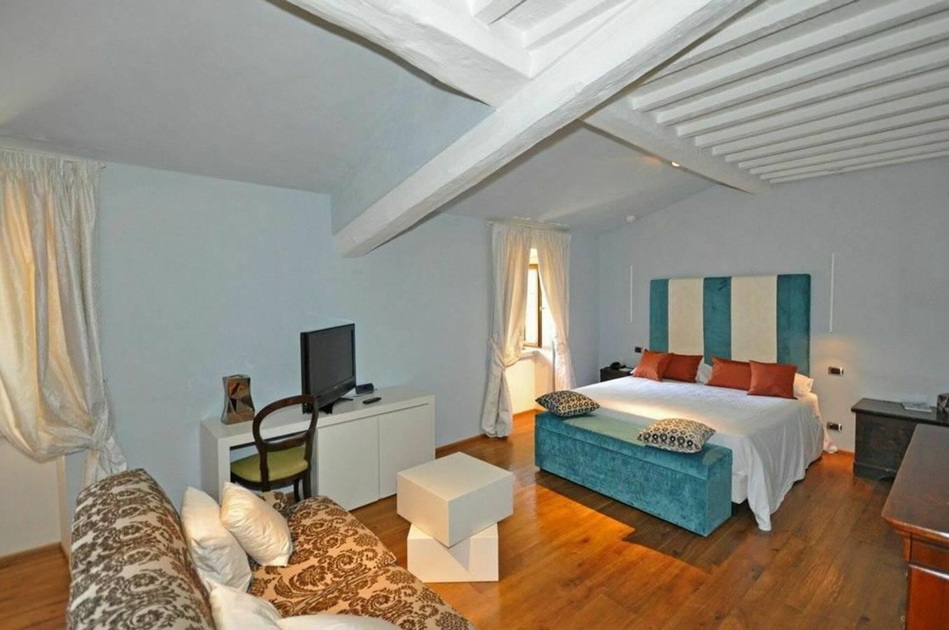 Vakantiehuis met privézwembad en zwembad in Gubbio, Umbrië, Italië voor 20 personen foto 24