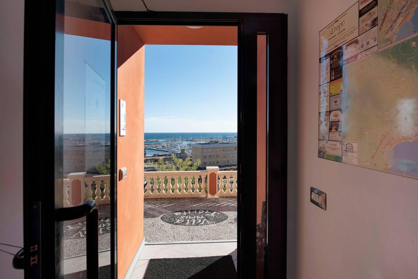 Vakantieappartement met zeezicht en hond toegestaan in Varazze (City), Varazze, Italië voor 6 personen foto 20