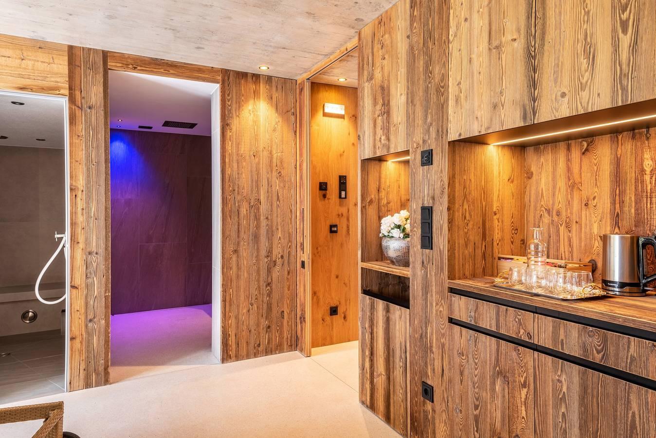 Chalet "Bergfreund" met uitzicht op de bergen, sauna, tuin in Olang, Dolomiti Superski, Italië voor 8 personen foto 25