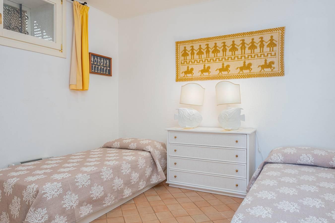 Appartement 'Bella Vista Marinella 1' met zeezicht, terras in Porto Rotondo, Olbia, Italië voor 6 personen foto 24
