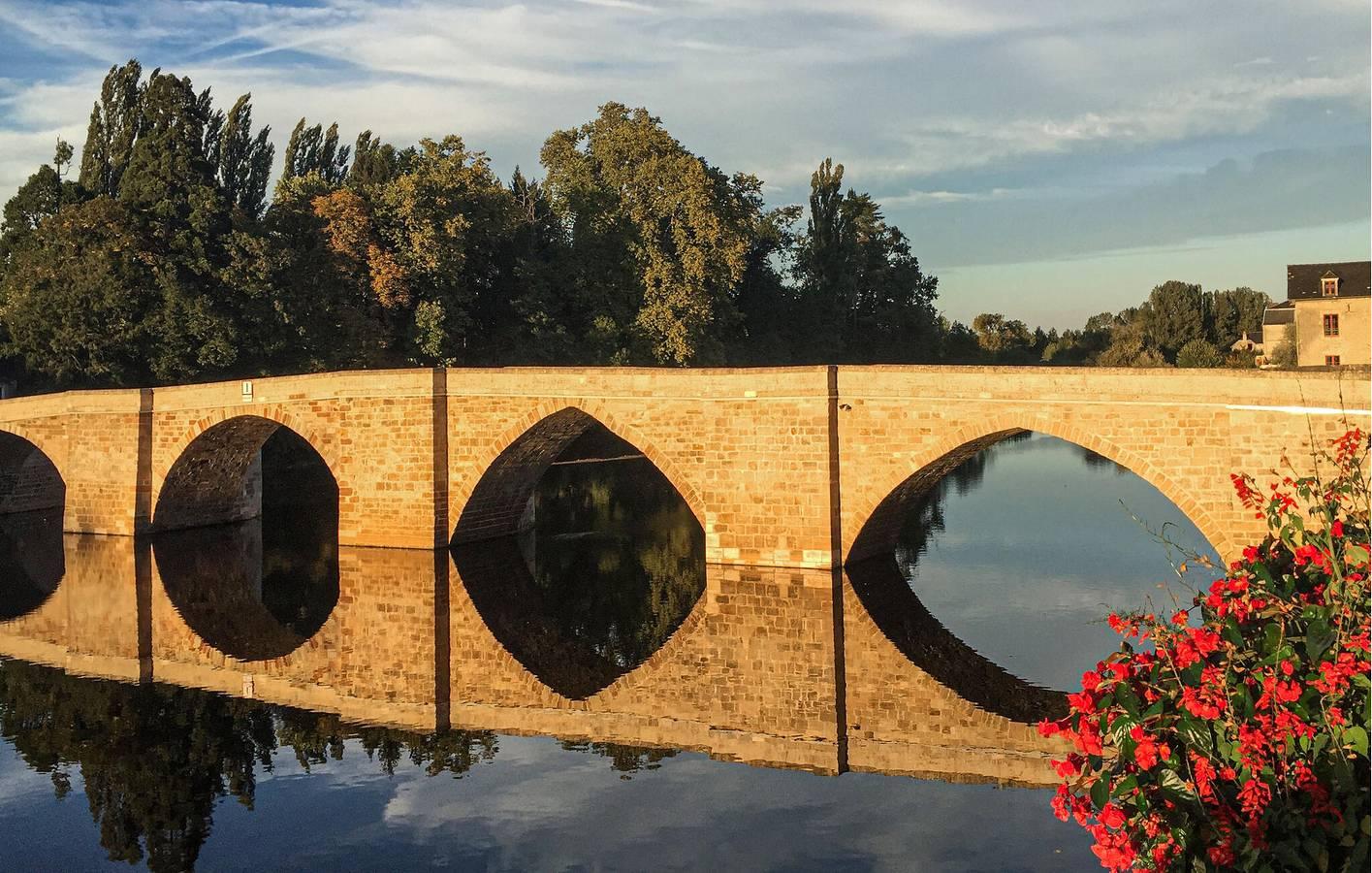 Vakantiehuis met privézwembad en zwembad in Terrasson-Lavilledieu, Périgord Noir, Frankrijk voor 12 personen foto 19