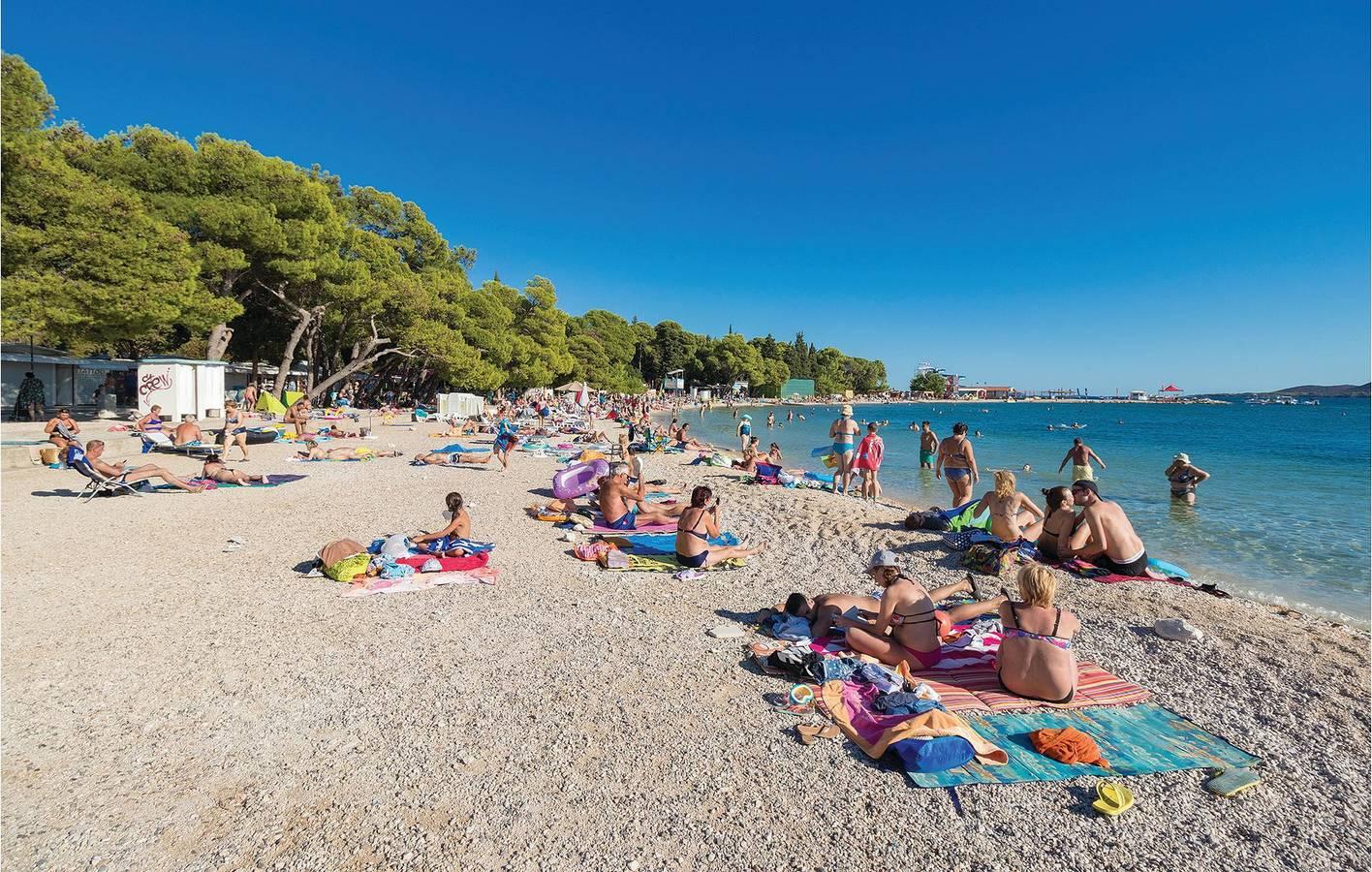 Charmant appartement met zwembad, terras en wifi, vlak bij parkeergelegenheid in Zadar, Kroatië voor 2 personen foto 22