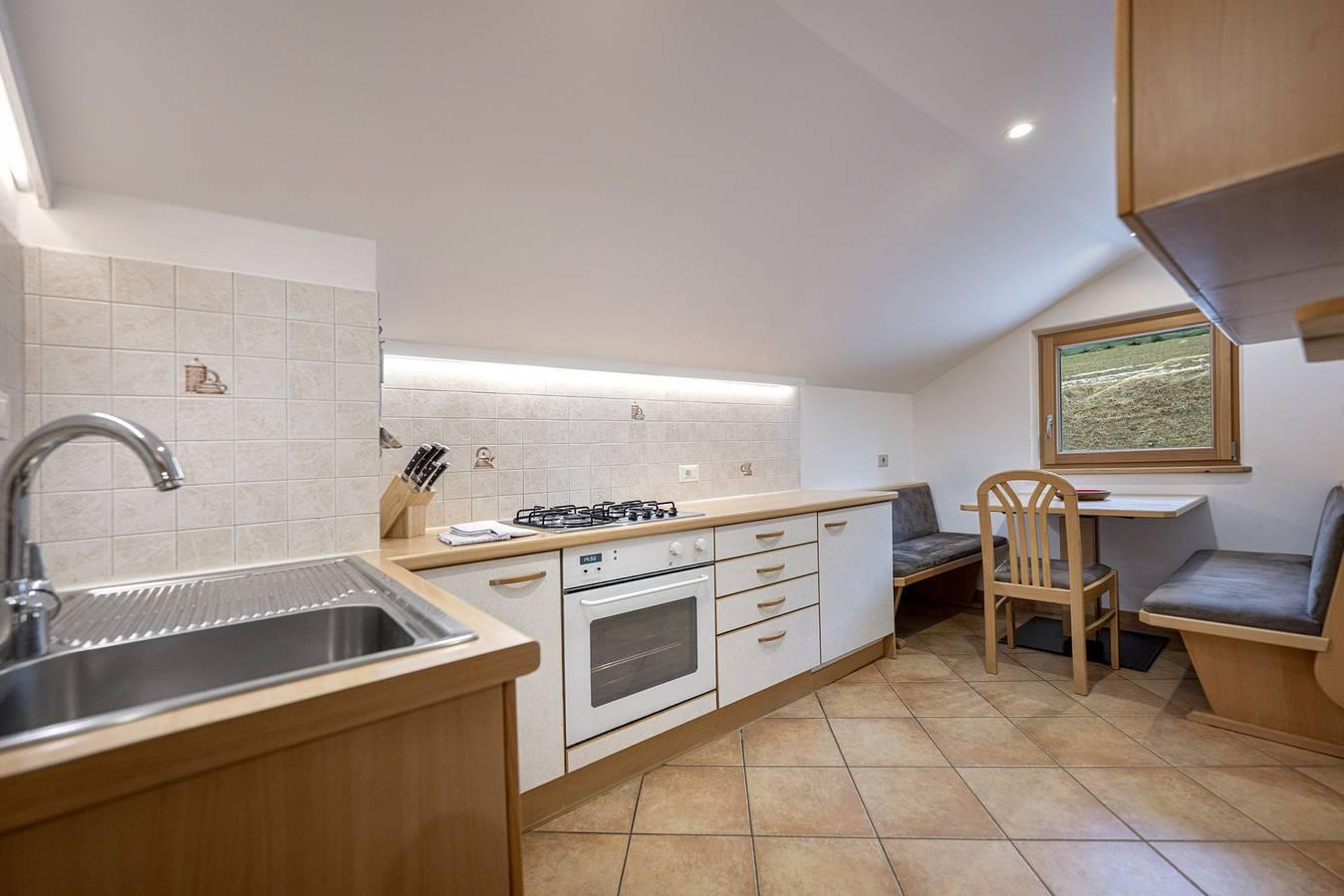 Traditional apartments Trebe 160A in St. Jakob (Sankt Ulrich), Ortisei, Italië voor 5 personen foto 19
