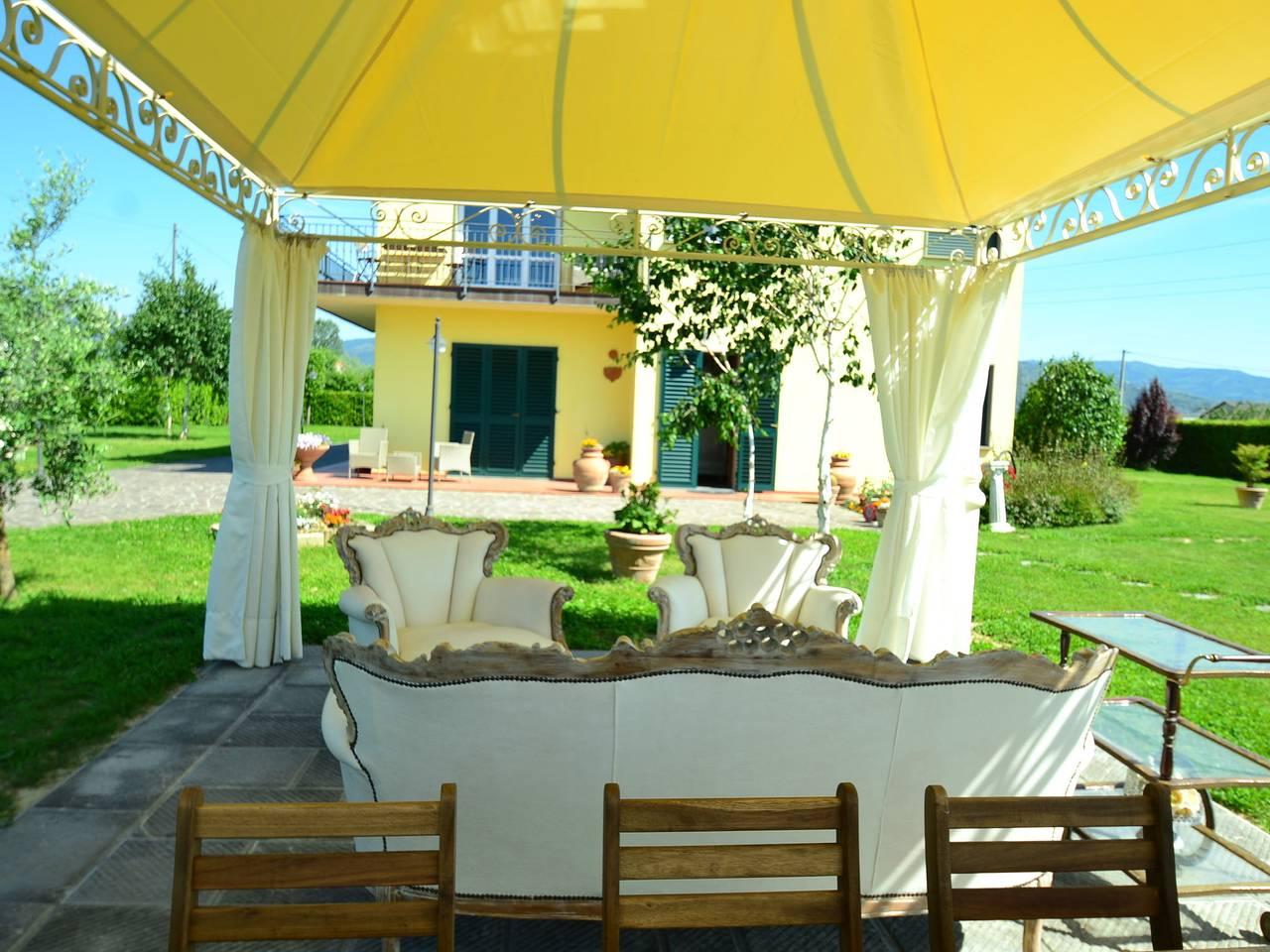 Villa in Montecarlo met Zwembad in Montecarlo (Toscane), Provincie Lucca, Italië voor 10 personen foto 20