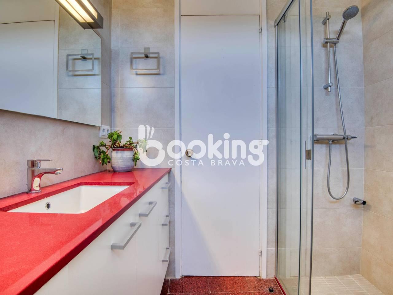 Vakantieappartement met balkon/terras in Platja d'Aro, Costa Brava, Spanje voor 5 personen foto 24