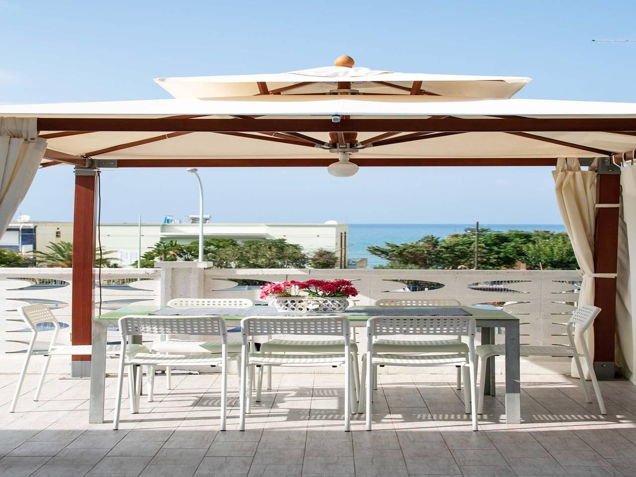 Alcamo Marina Villa | Zwembad in Alcamo Marina, Alcamo, Italië voor 10 personen foto 24