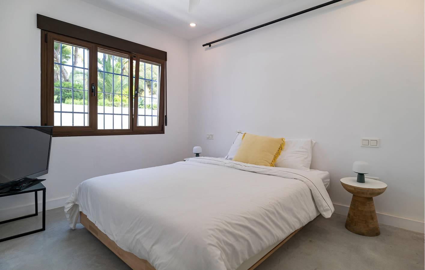 Modern appartement aan het strand met zwembad en WiFi in Sitio de Calahonda, Mijas, Spanje voor 12 personen foto 24