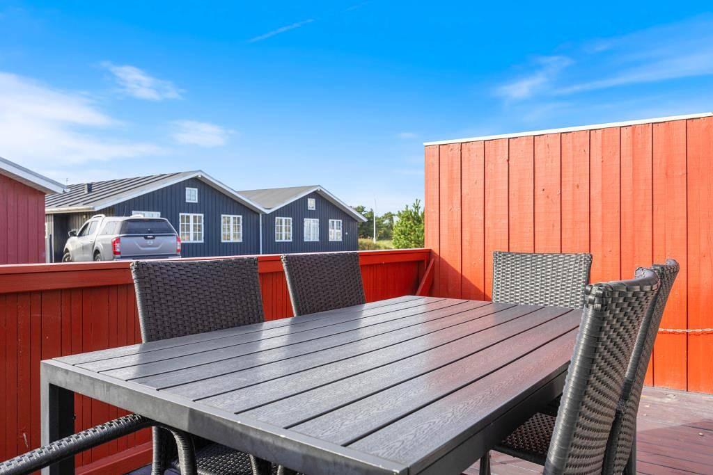 Villa met balkon/terras in Nørre Lyngvig, Hvide Sande, Denemarken voor 6 personen foto 24