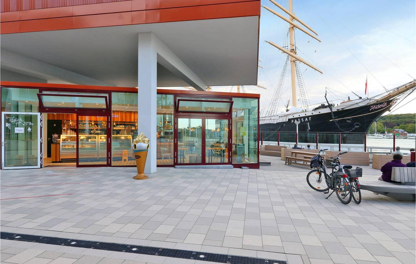 Vakantieappartement met zwembad en ligging bij een meer in Priwall, Lübeck, Duitsland voor 6 personen foto 21