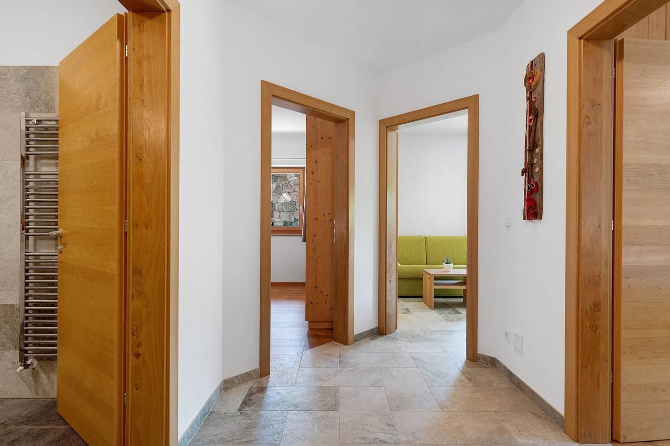 Appartement 'Schlern' met uitzicht op de bergen, eigen terras en Wi-Fi in Ums, Völs am Schlern, Italië voor 4 personen foto 23