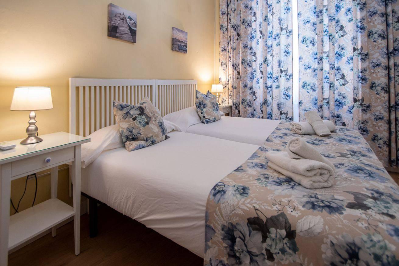Vakantieappartement met balkon/terras en 2 slaapkamers en airconditioning in Cádiz, Spanje voor 6 personen foto 21