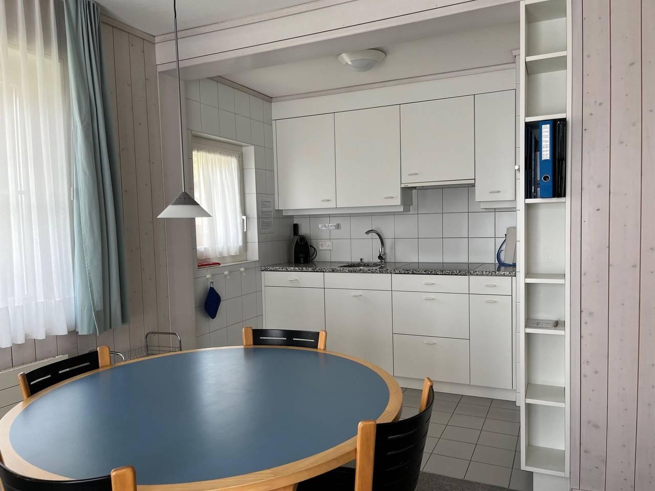 Suzanne Nr. 18 in Saanenmöser, Saanen, Zwitserland voor 5 personen foto 16