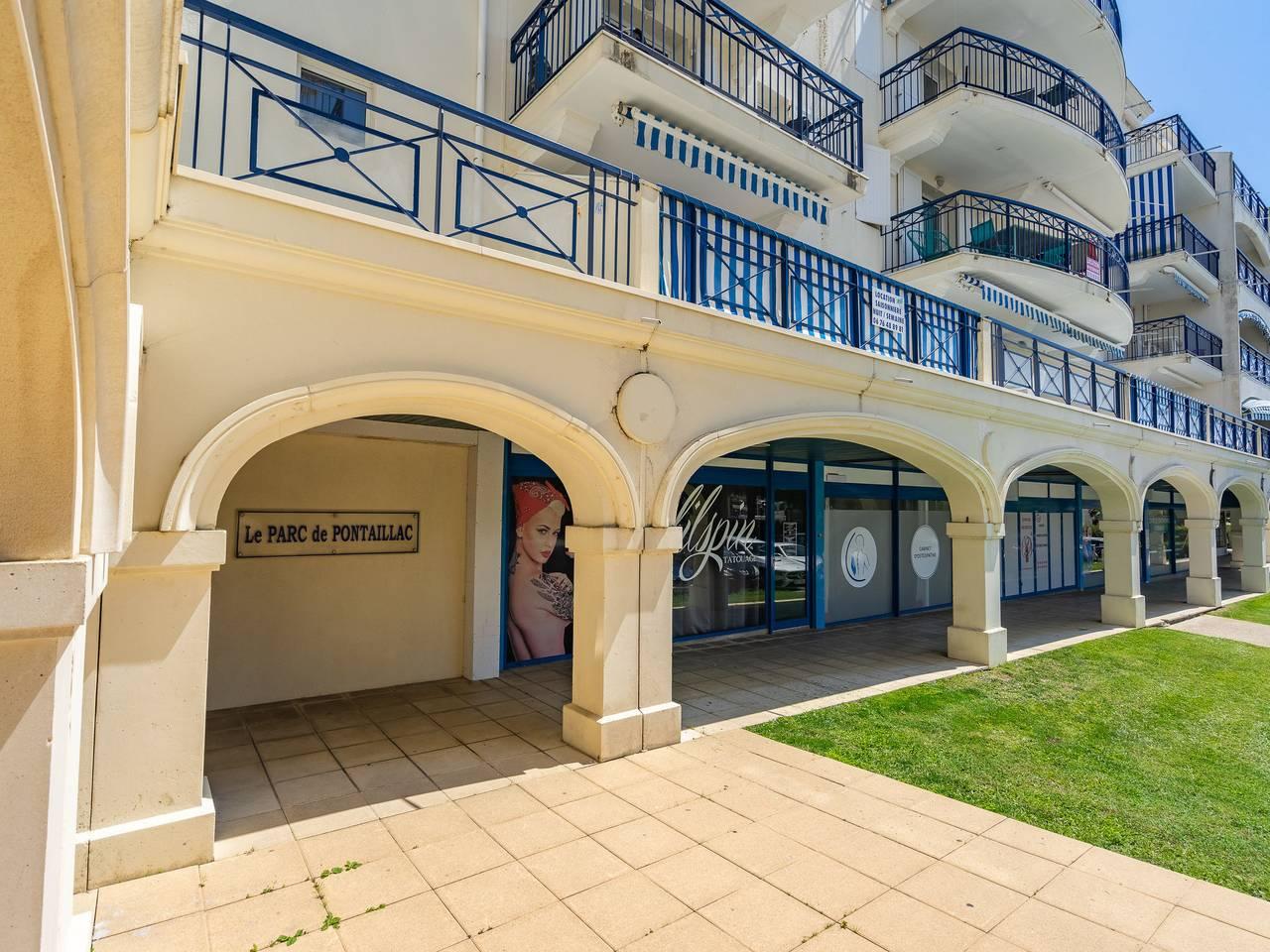 Parc de Pontaillac met 2 slaapkamers en binnenzwembad in Vaux-sur-Mer, Côte de Beauté, Frankrijk voor 4 personen foto 22