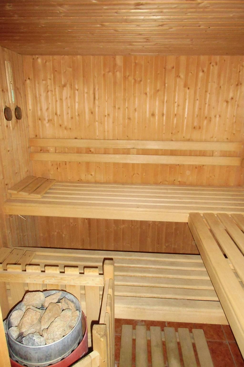 Vakantieappartement met sauna en binnenzwembad in Flims-Dorf, Flims, Zwitserland voor 4 personen foto 20