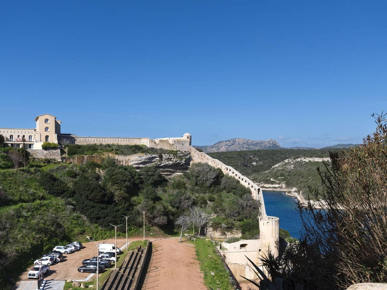 Le Trois du Petit Sperone in Bonifacio, Frankrijk voor 4 personen foto 19