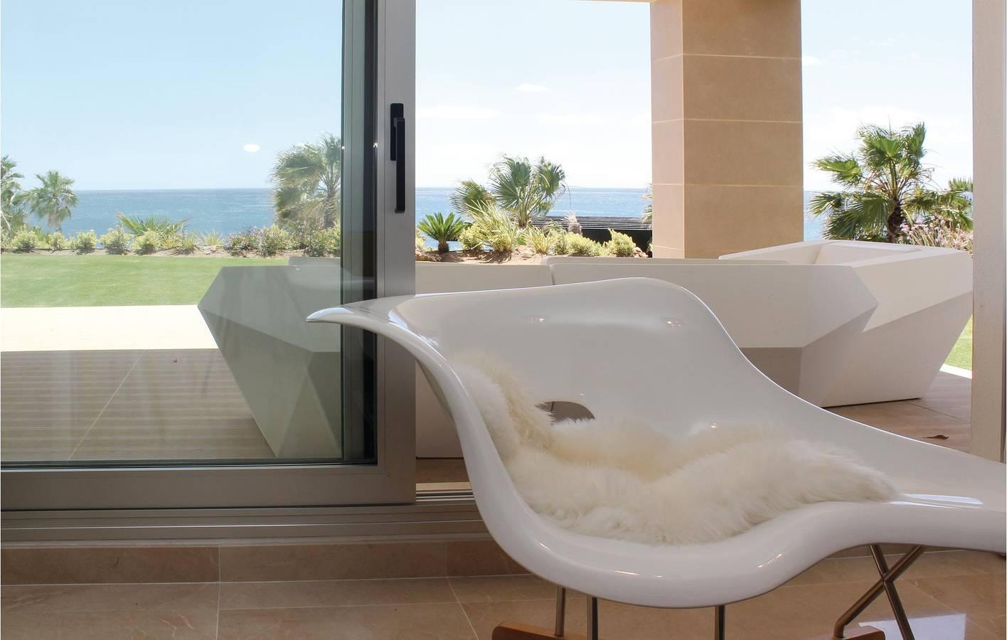 Costa Natura Vakantie Appartement - Strand 1.5km in Buenas Noches, Estepona, Spanje voor 6 personen foto 20