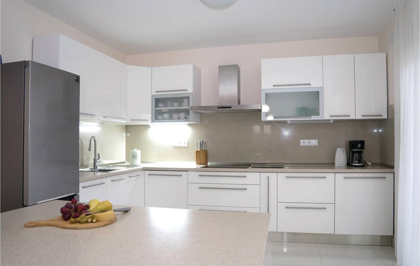 Ruim appartement van 250 m² met verwarmd zwembad, terras in Radošić, Dalmatian Zagora, Kroatië voor 10 personen foto 22