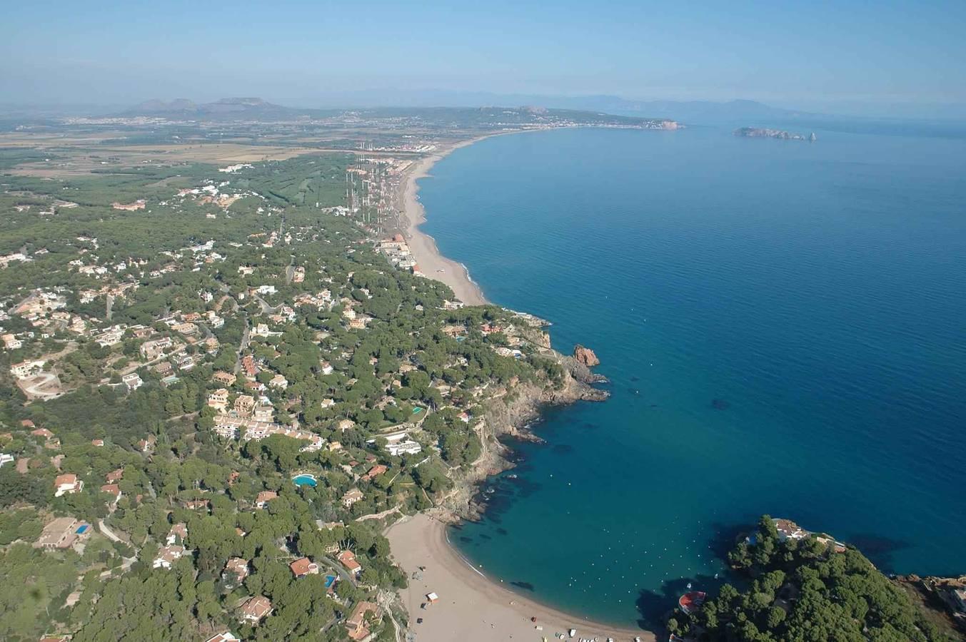 Studio met balkon, airconditioning en internet en 1 slaapkamer en zwembad in Pals, Costa Brava, Spanje voor 2 personen foto 22