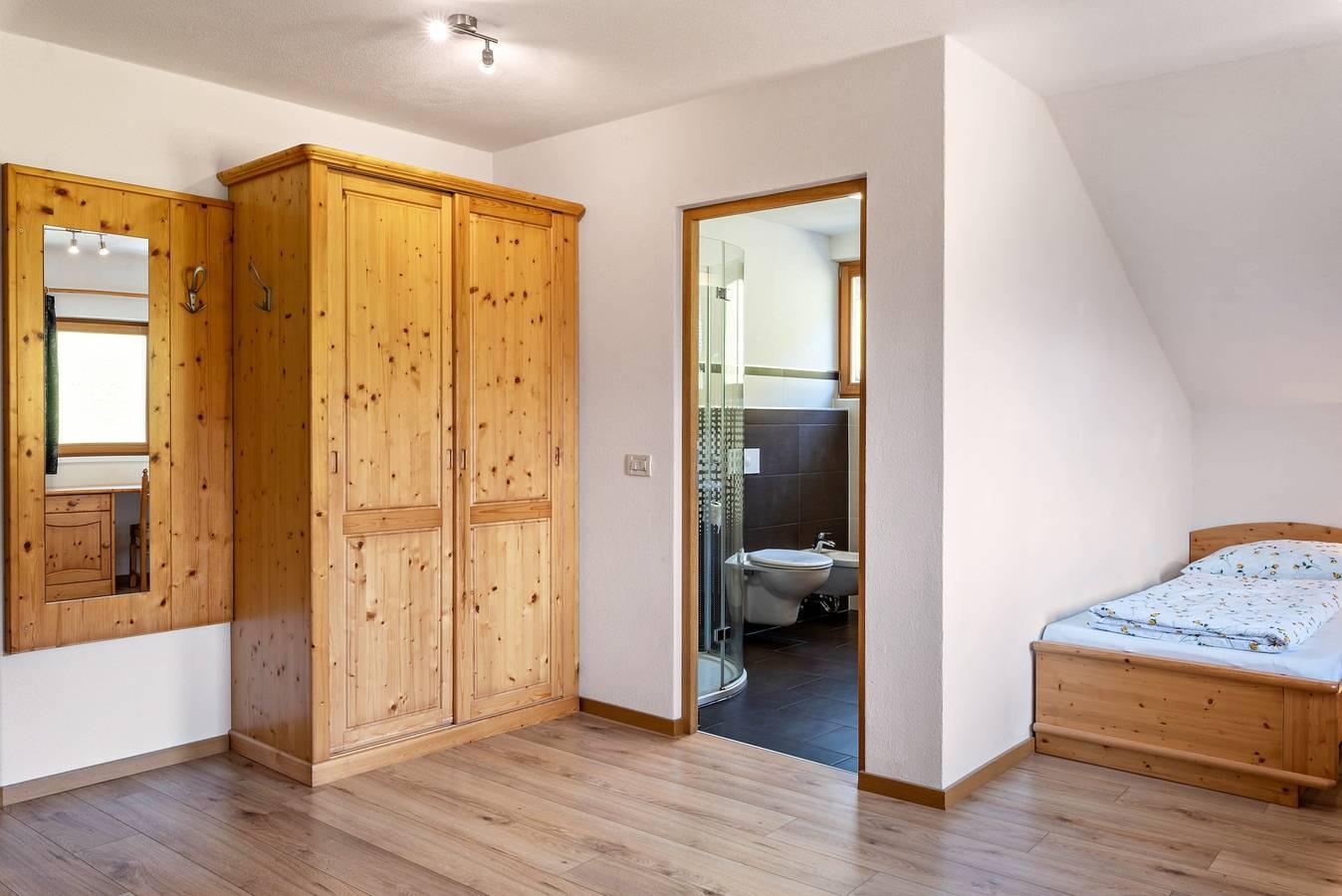Appartement 'Kehrerhof - Panorama' met uitzicht op de bergen, balkon & in Ellen, St. Lorenzen, Italië voor 8 personen foto 21