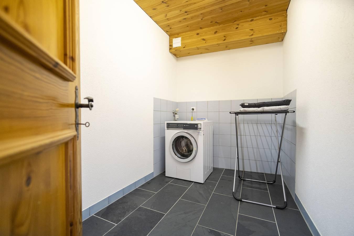 Vakantieappartement in Sent foto 3