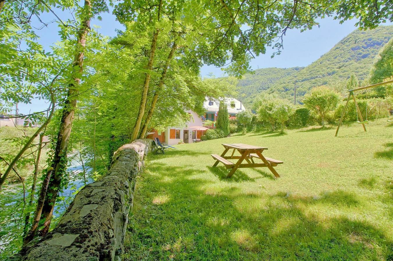 Vakantiehuis in Cadéac, Frankrijk voor 6 personen foto 3