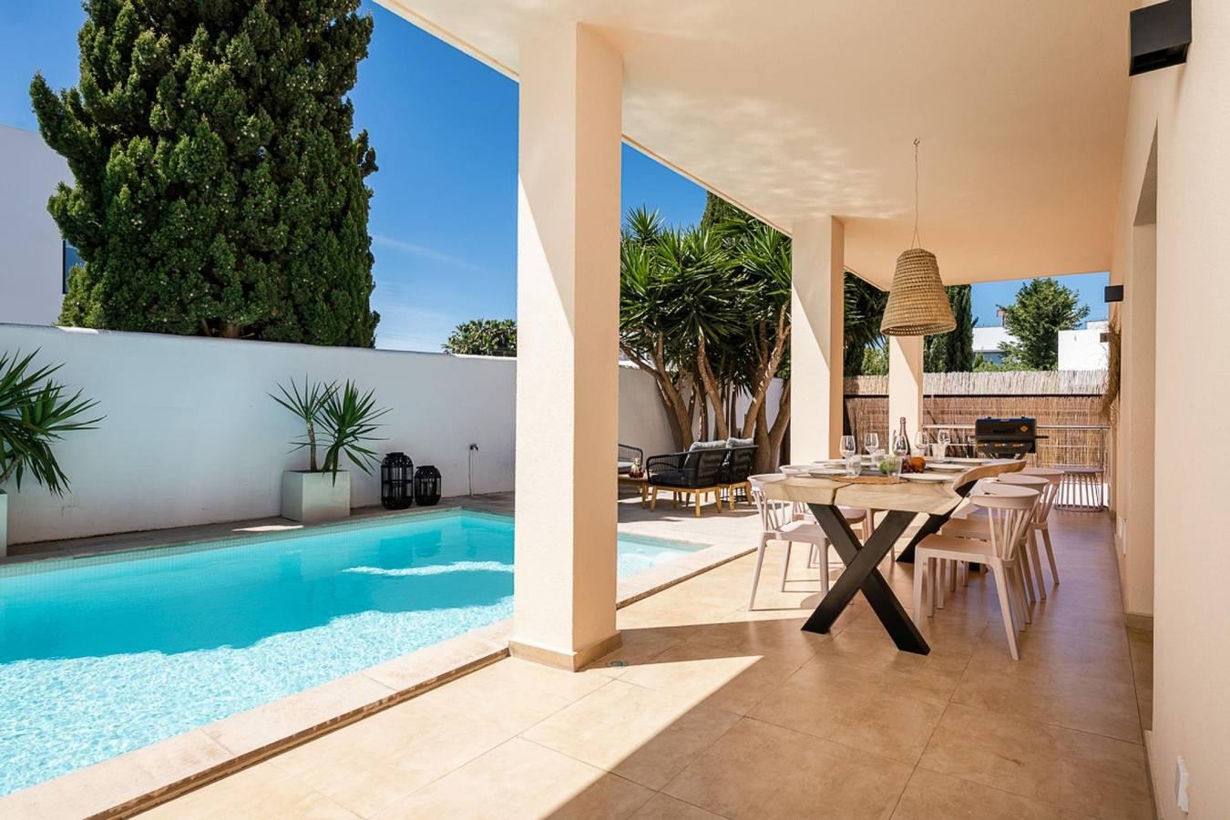 Vakantiehuis met zwembad en airconditioning in Ibiza, Spanje voor 6 personen foto 24
