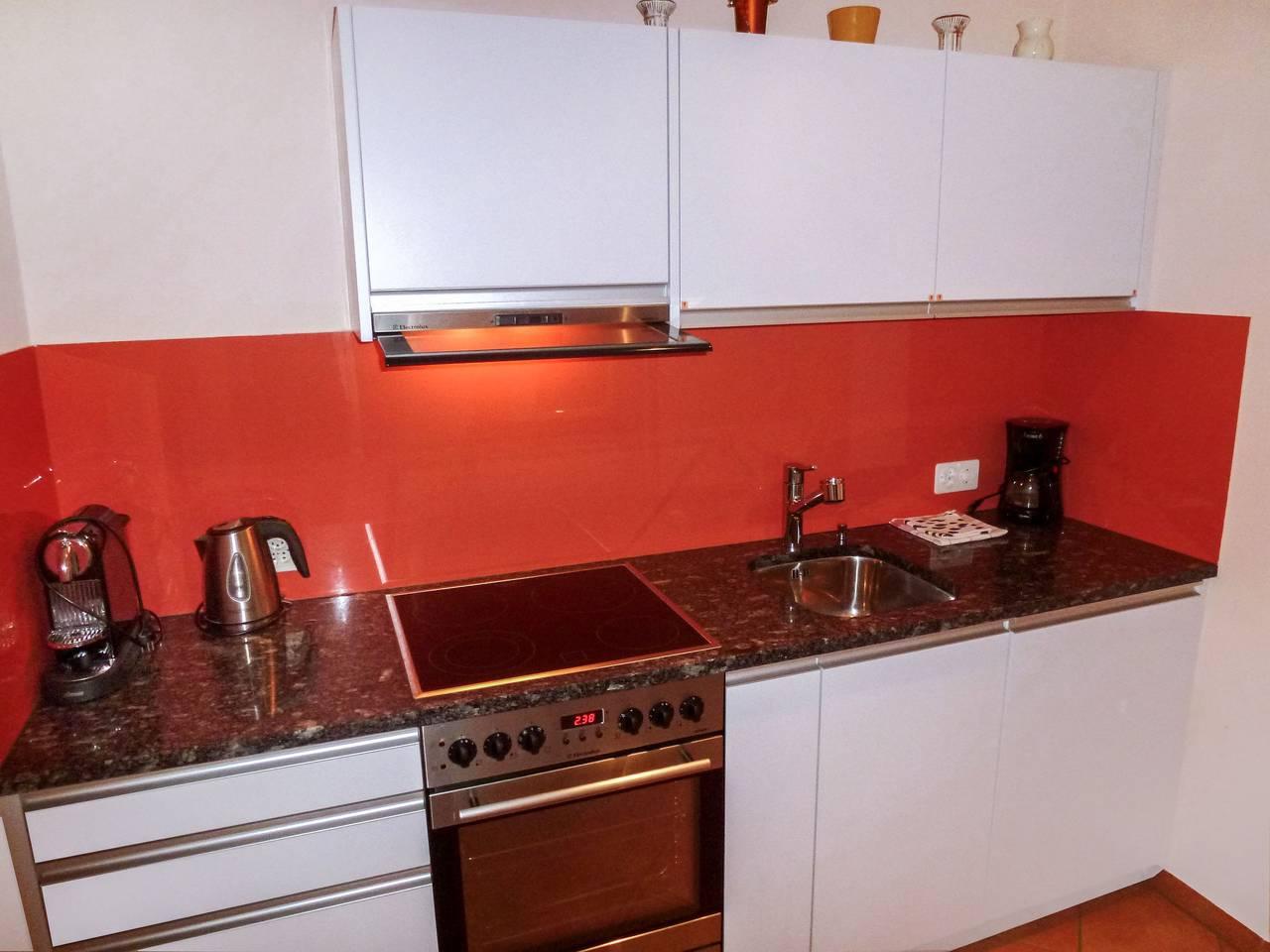 Vakantieappartement met zwembad en 2 slaapkamers en terras in Lugano, Luganomeer, Zwitserland voor 4 personen foto 6