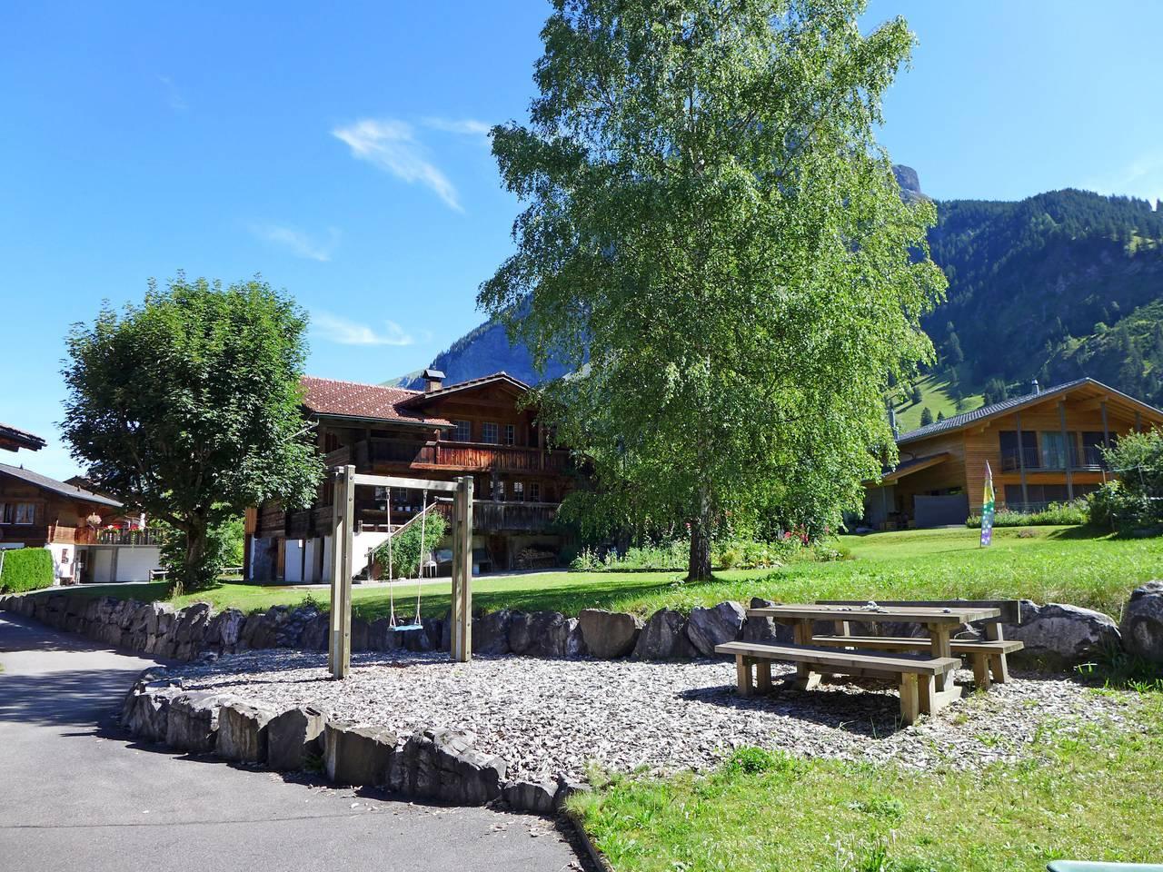Laerchehus West in Kandersteg, Frutigen - Lenk - Adelboden, Zwitserland voor 4 personen foto 20