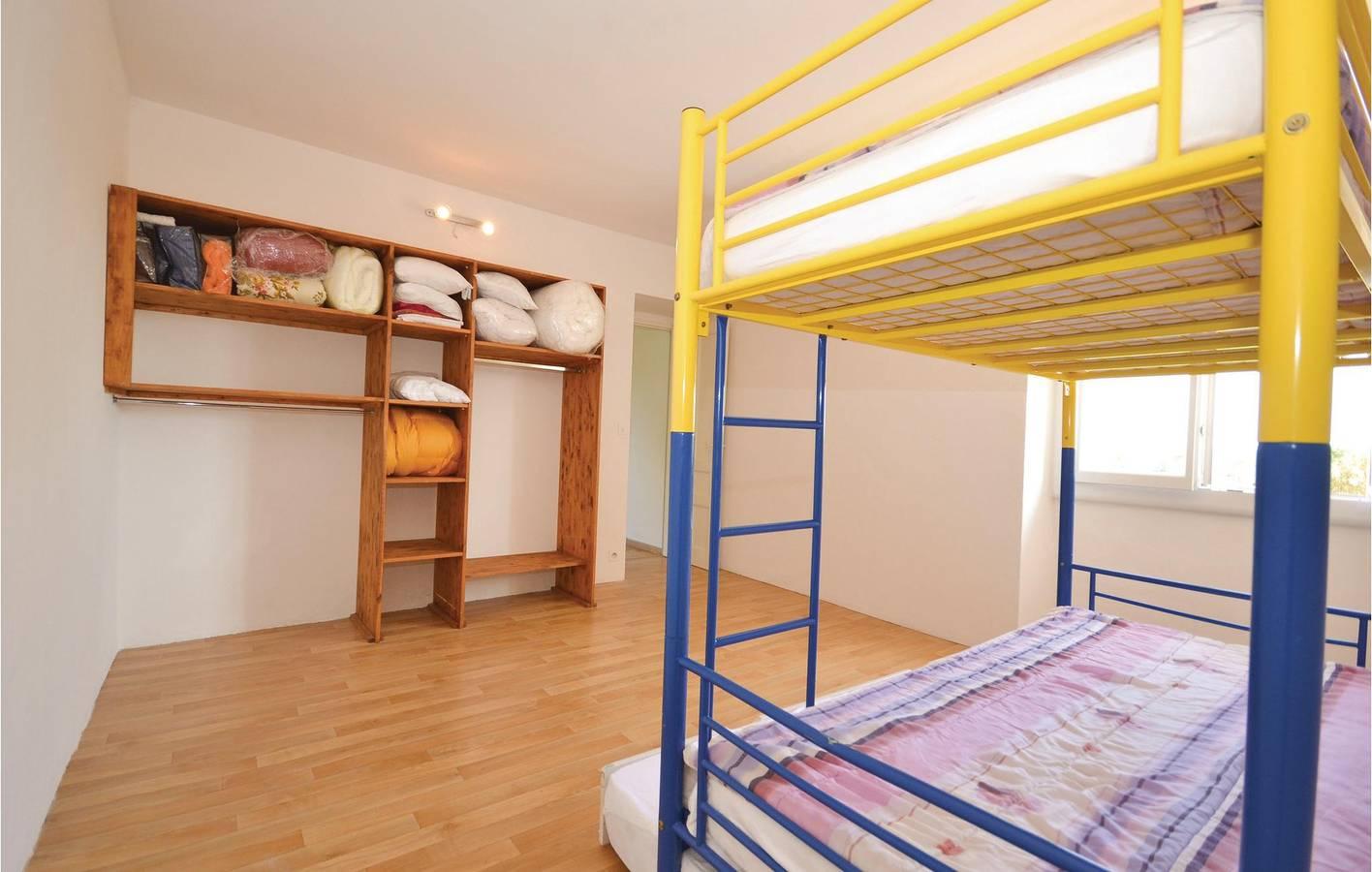 Bagard Vakantie Appartement met Zwembad & Tuin in Bagard, Frankrijk voor 8 personen foto 19