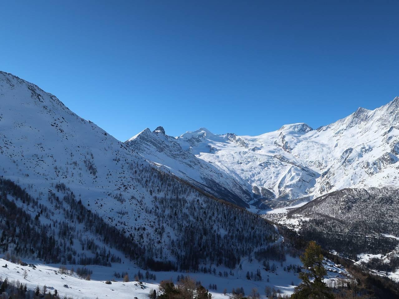 Vakantiehuis met binnenzwembad en zwembad in Saas-Balen, Walliser Alpen, Zwitserland voor 6 personen foto 19