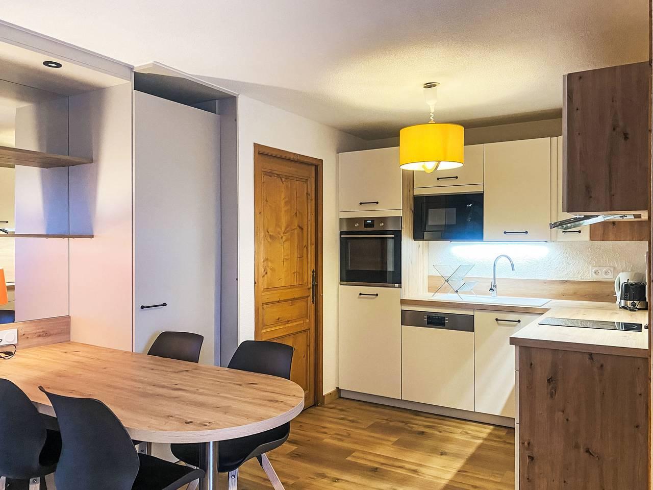 L'Espace Montagne met 1 slaapkamer en terras in Brevent-Flegere, Chamonix, Frankrijk voor 4 personen foto 4