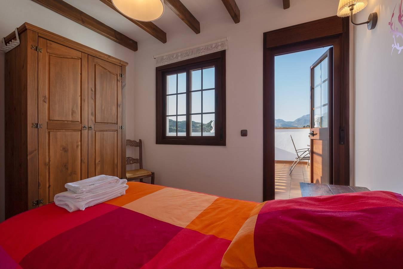 Vakantiehuis "Casa Teones" met bergzicht, privézwembad in Montecorto, Málaga Provincie, Spanje voor 9 personen foto 19