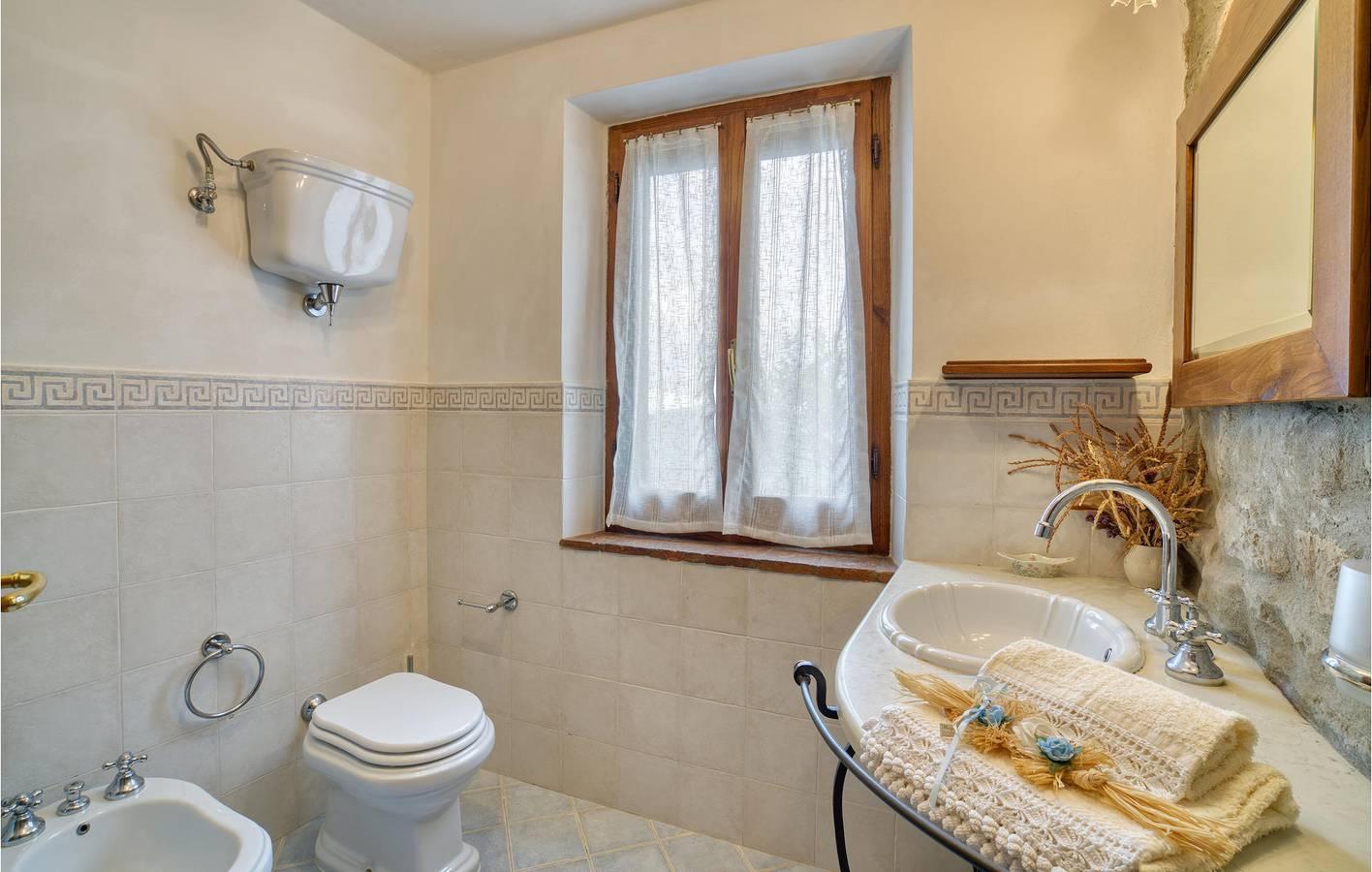 Gezellig appartement met zwembad, parkeerplaats & WiFi dichtbij in Cortona, Provincie Arezzo, Italië voor 6 personen foto 24