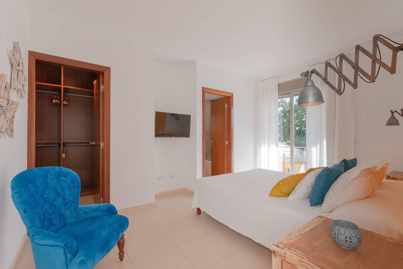 Villa Alcanada Lighthouse in Alcanada, Alcúdia, Spanje voor 8 personen foto 20