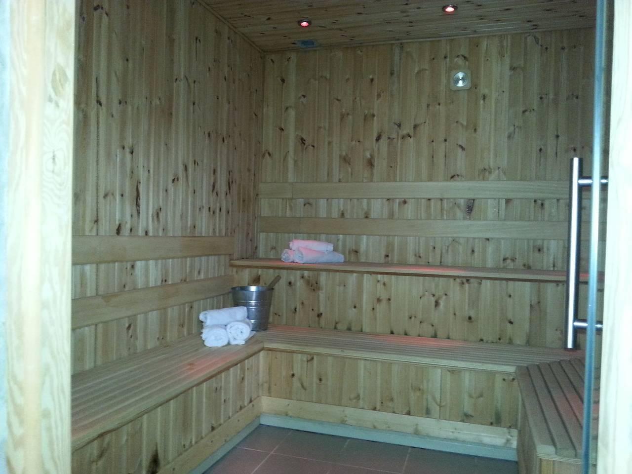 Vakantiehuis met privézwembad en jacuzzi in Stoumont, België voor 24 personen foto 22