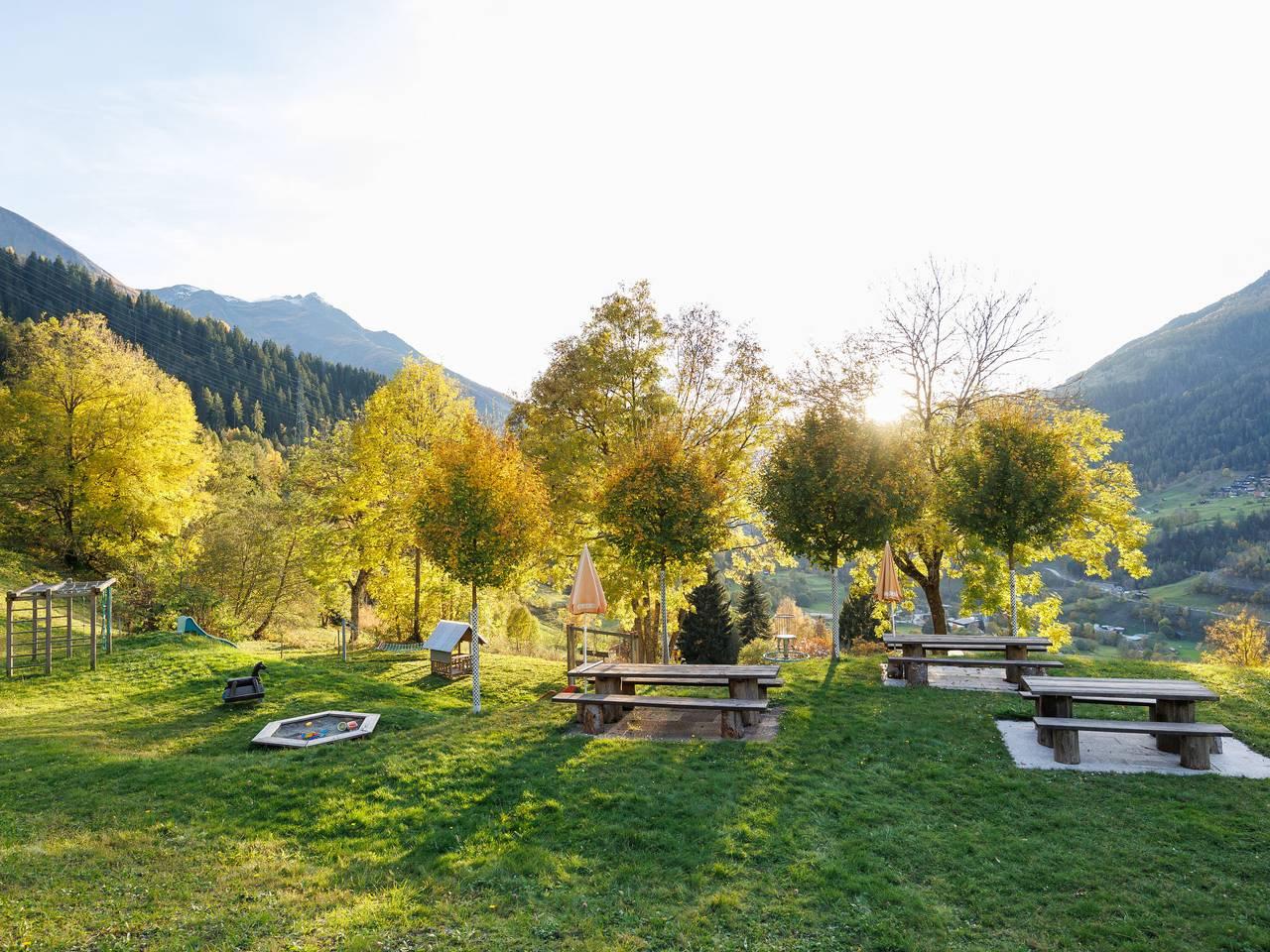 Vakantieappartement met speeltuin en 1 slaapkamer en terras in Ernen, Aletsch Arena, Zwitserland voor 2 personen foto 21