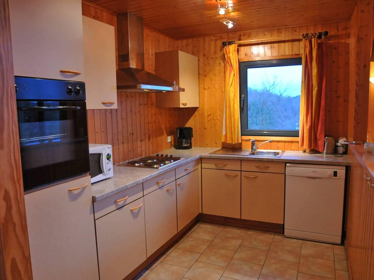 Vakantiehuis in Houffalize bij Nisramont in Houffalize, Bastenaken, België voor 6 personen foto 4
