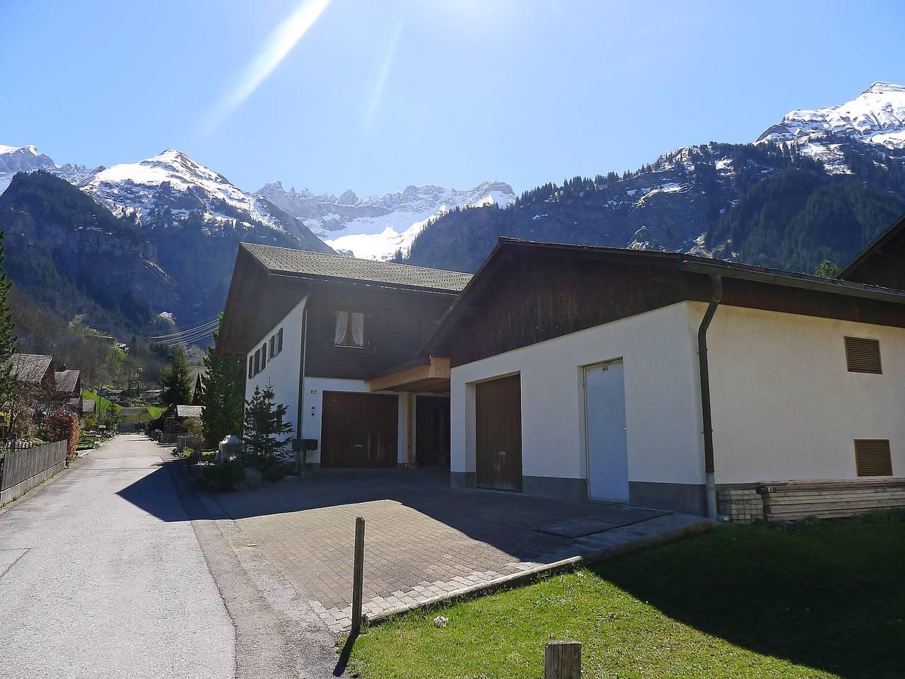 Untertal in Elm (Glarus), Glarus Süd, Zwitserland voor 7 personen foto 19