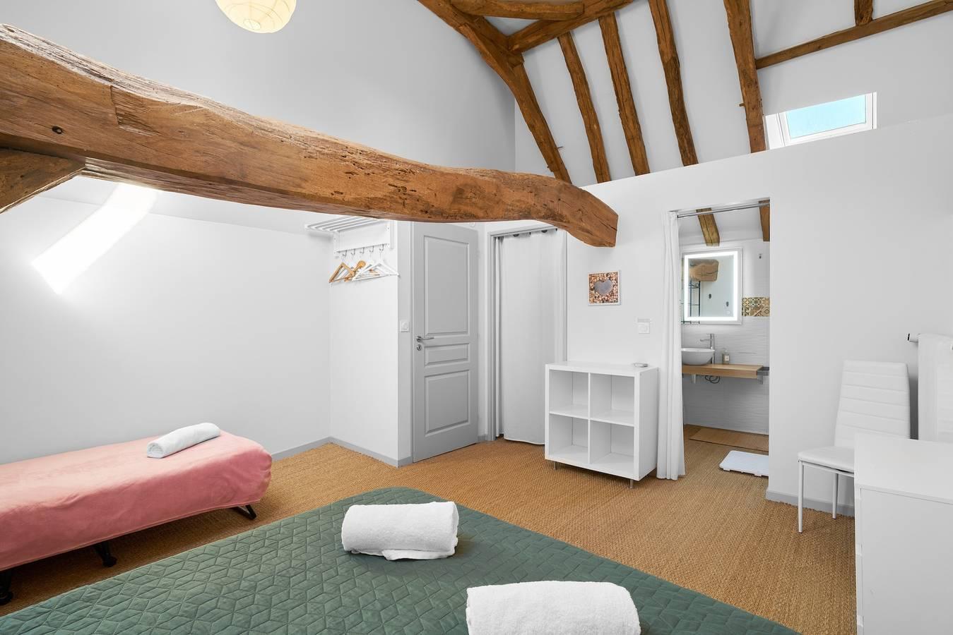 Gîte La Périgourdine in Saint-Laurent-des-Hommes, Périgord Blanc, Frankrijk voor 18 personen foto 20