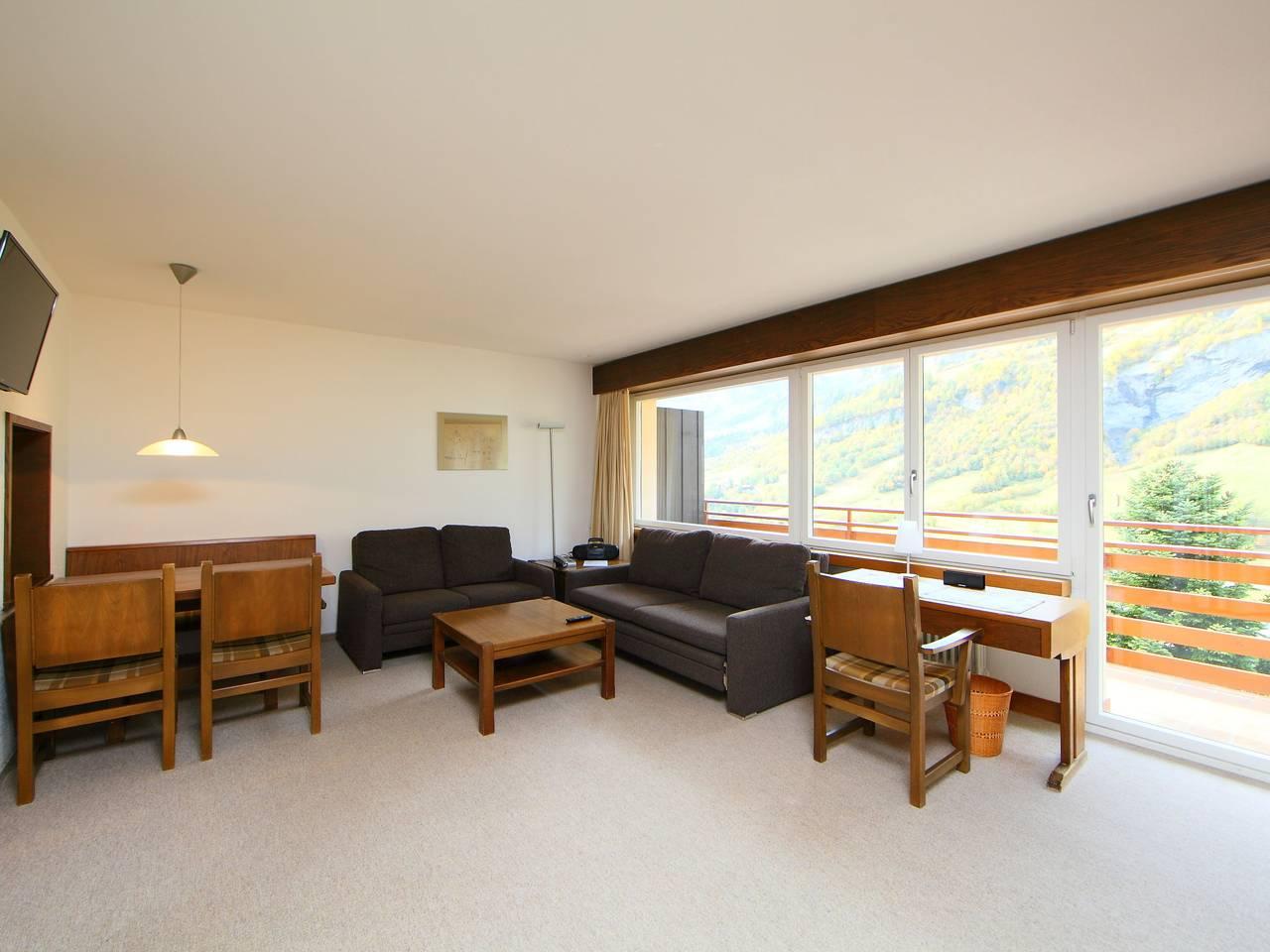 Vakantieappartement met 1 slaapkamer en balkon in Leukerbad, Wallis, Zwitserland voor 4 personen foto 3