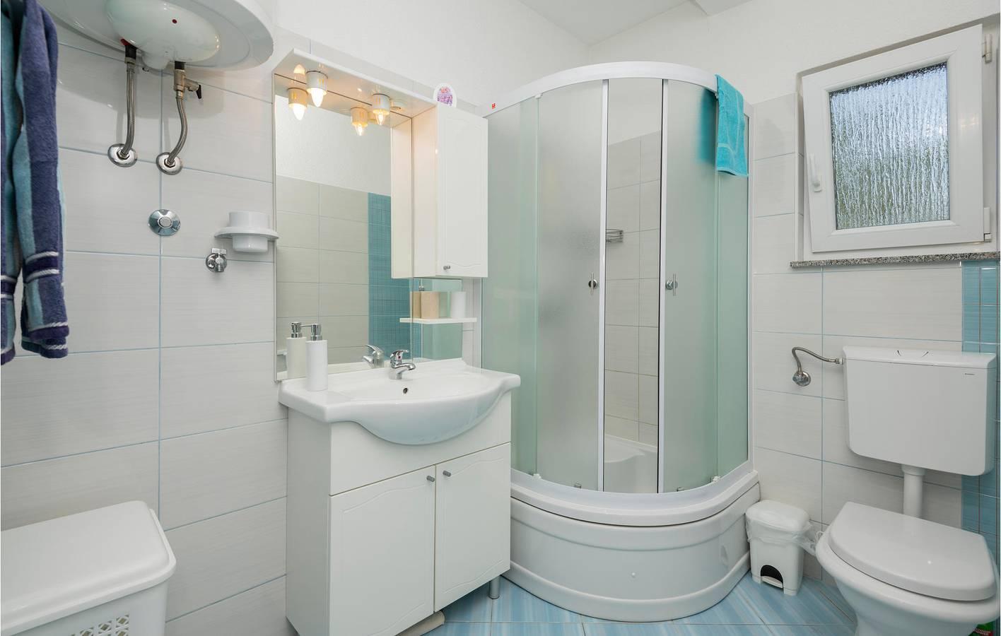Gezellig appartement met 2 slaapkamers, terras, wifi in Zagvozd, Makarska Riviera, Kroatië voor 5 personen foto 19