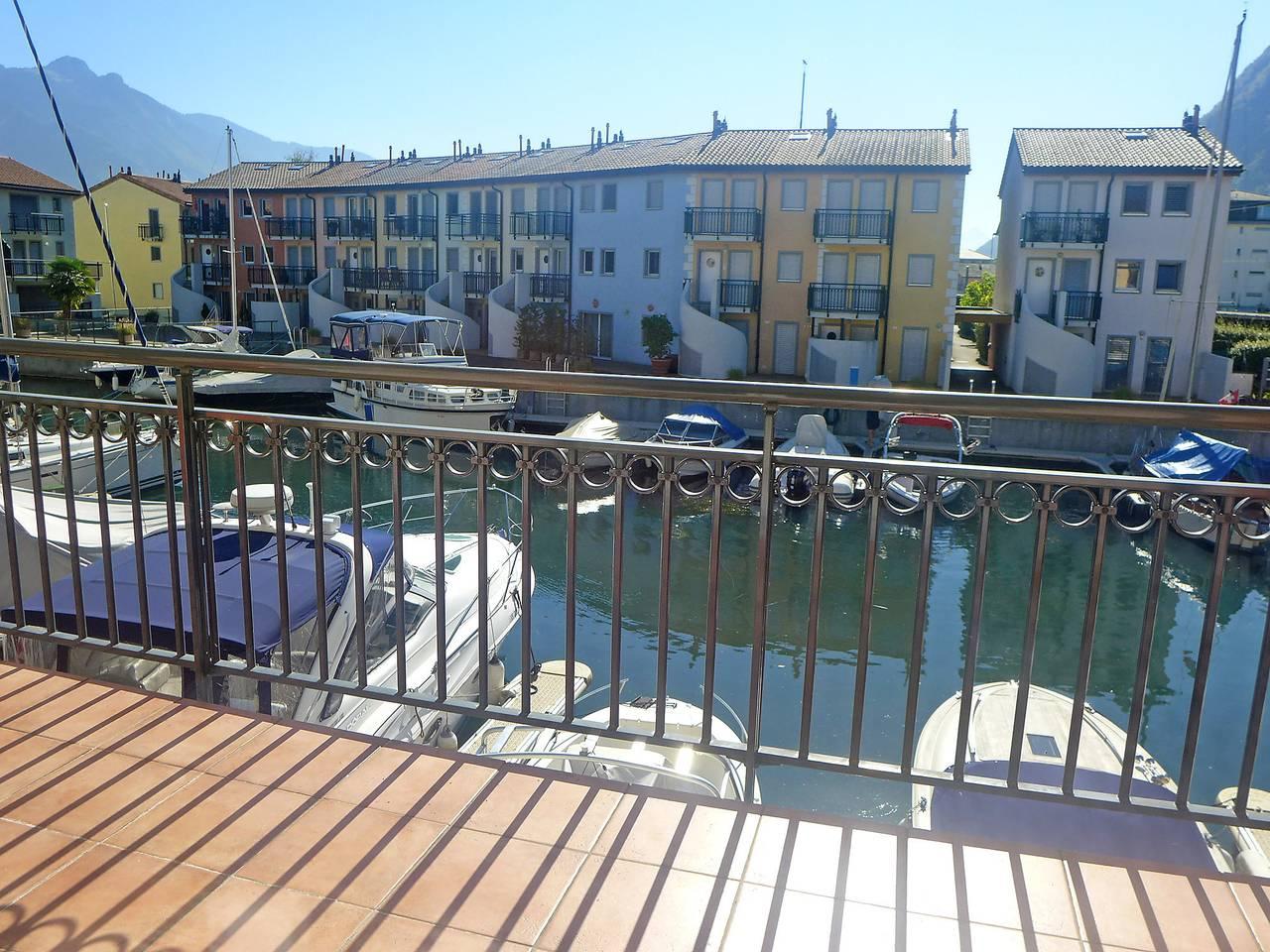 Vasco de Gama in Les Evouettes, Port-Valais, Zwitserland voor 8 personen foto 21