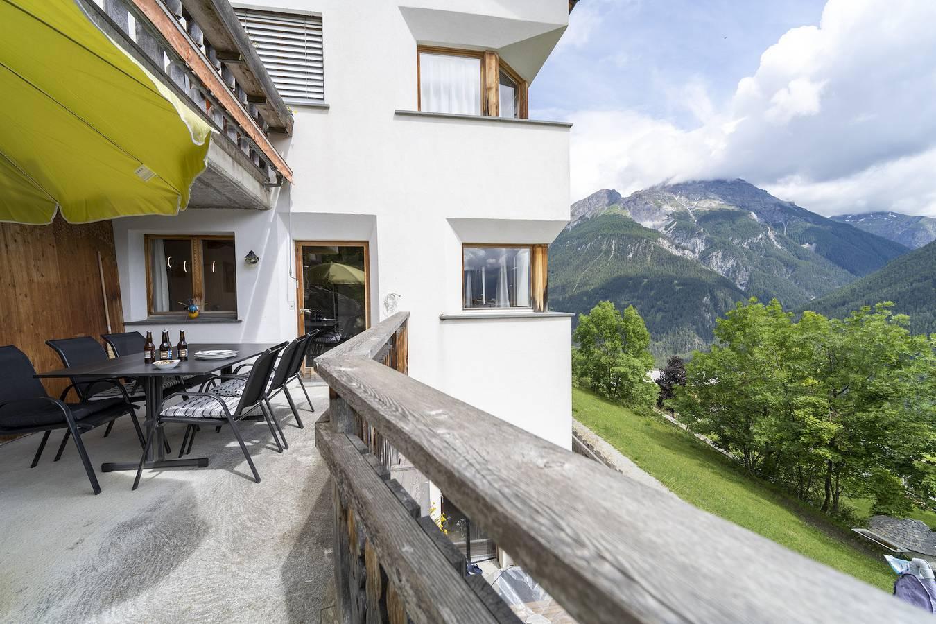 Vakantieappartement in Sent foto 13